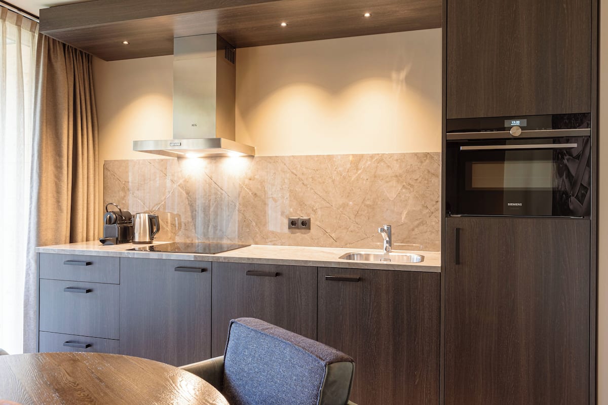 Superior Ferienwohnung mit 2 Schlafzimmern für 4 Personen | Eigene Küche | Wasserkocher