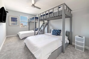 ハウス 4 ベッドルーム | 4 室のベッドルーム