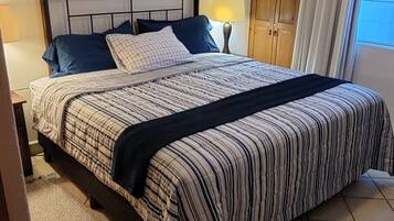 1 soverom, strykejern/-brett, wi-fi og sengetøy