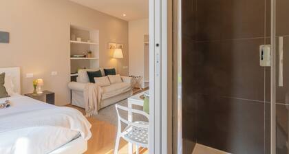 MT Studio by Rent All Como
