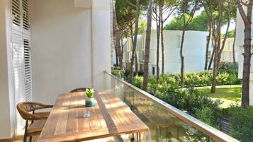 Familienapartment, 2 Schlafzimmer (SanPietro Holiday Homes 287) | Ausblick vom Zimmer