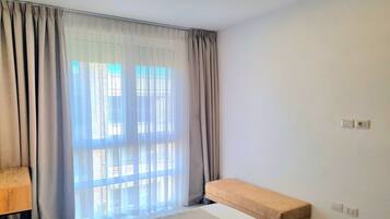 Family Apartment, Multiple Bedrooms (SanPietro Holiday Homes 298) | 2 bedrooms, free WiFi, bed sheets