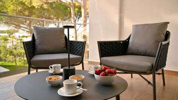 Family Apartment, 2 Bedrooms (SanPietro Holiday Homes 298) | Balcony