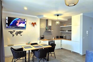 Standard Apartment, Multiple Bedrooms (SanPietro Holiday Homes 289) | Private kitchen - Sanpietro Holiday Homes (Ishëm)