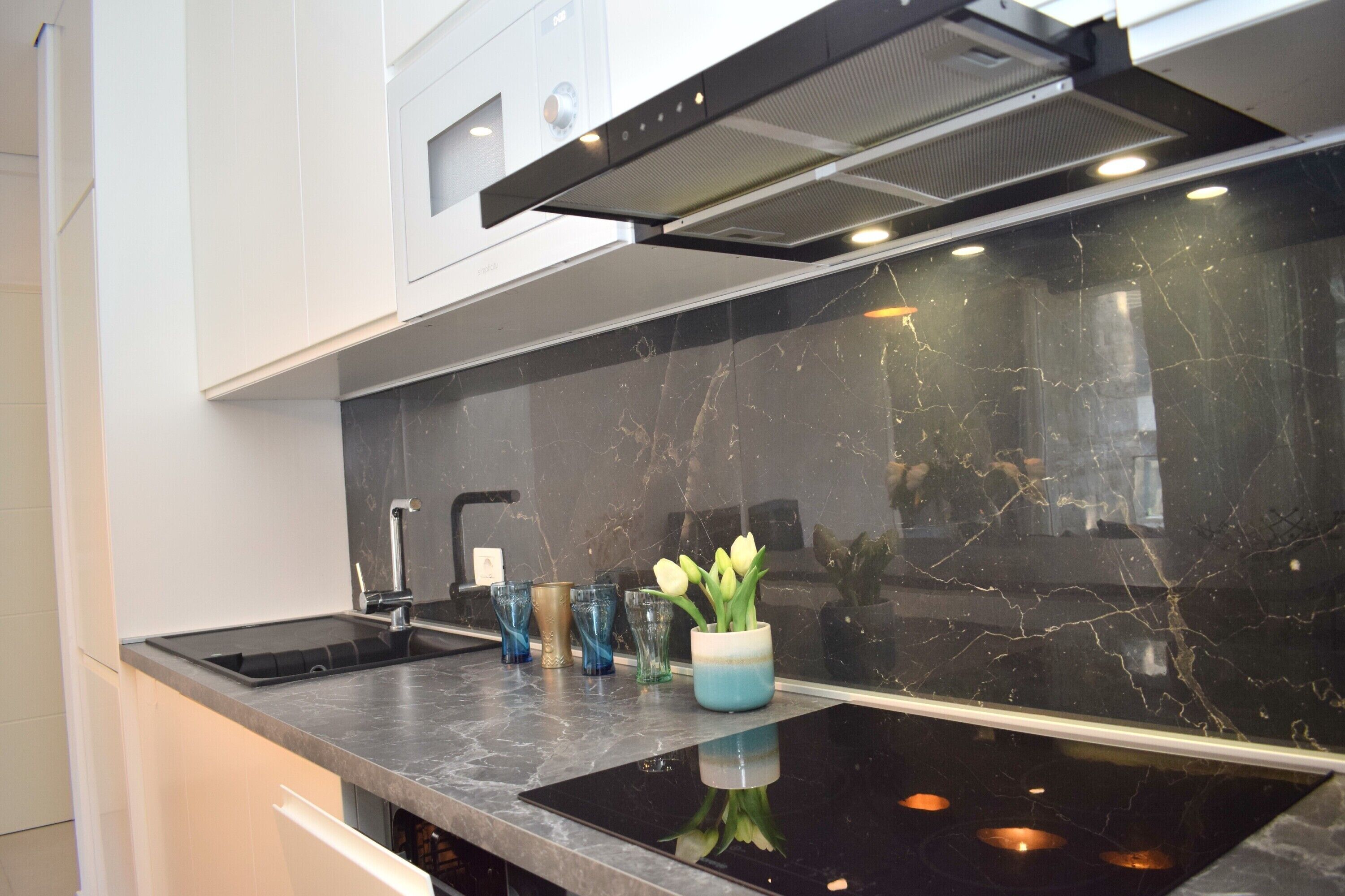 Family Apartment, Multiple Bedrooms (SanPietro Holiday Homes 287) | Private kitchen | Fridge, oven, stovetop, dishwasher