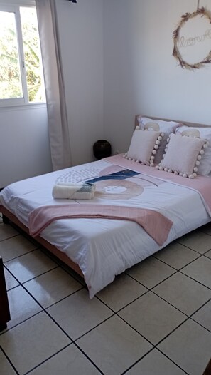 2 bedrooms, iron/ironing board, travel crib, free WiFi