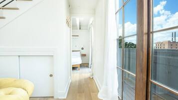 2 soverom, strykejern/-brett, wi-fi (inkludert) og sengetøy