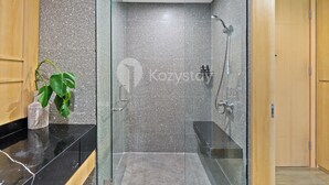 Studio, Balcony, Pool View | Bathroom - Rivana by Kozystay - Nusa Dua (Nusa Dua)