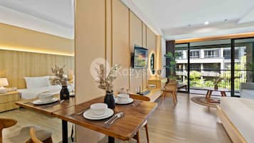 Studio, Balcony, Pool View | Dining room