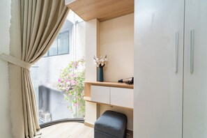 Estudio superior | Escritorio y wifi gratis