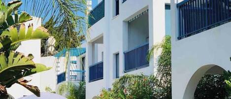 อพาร์ทเมนท์, 1 ห้องนอน, สูบบุหรี่ได้, ระเบียง | บริเวณภายนอก