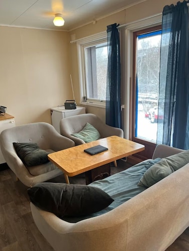 Apt near Airport Free Parking & Car Rental offer