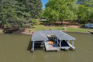 Exterior - Lakeview, Dock, Rooftop, Firepit, Kayak, Games (Littleton)