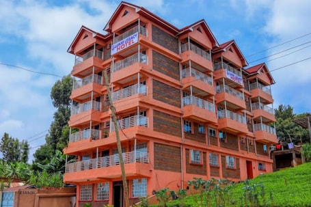 Exterior. Lijam Legacy Hotel