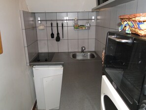 Private kitchen - NOTRE DAME APARTMENT (Paris)