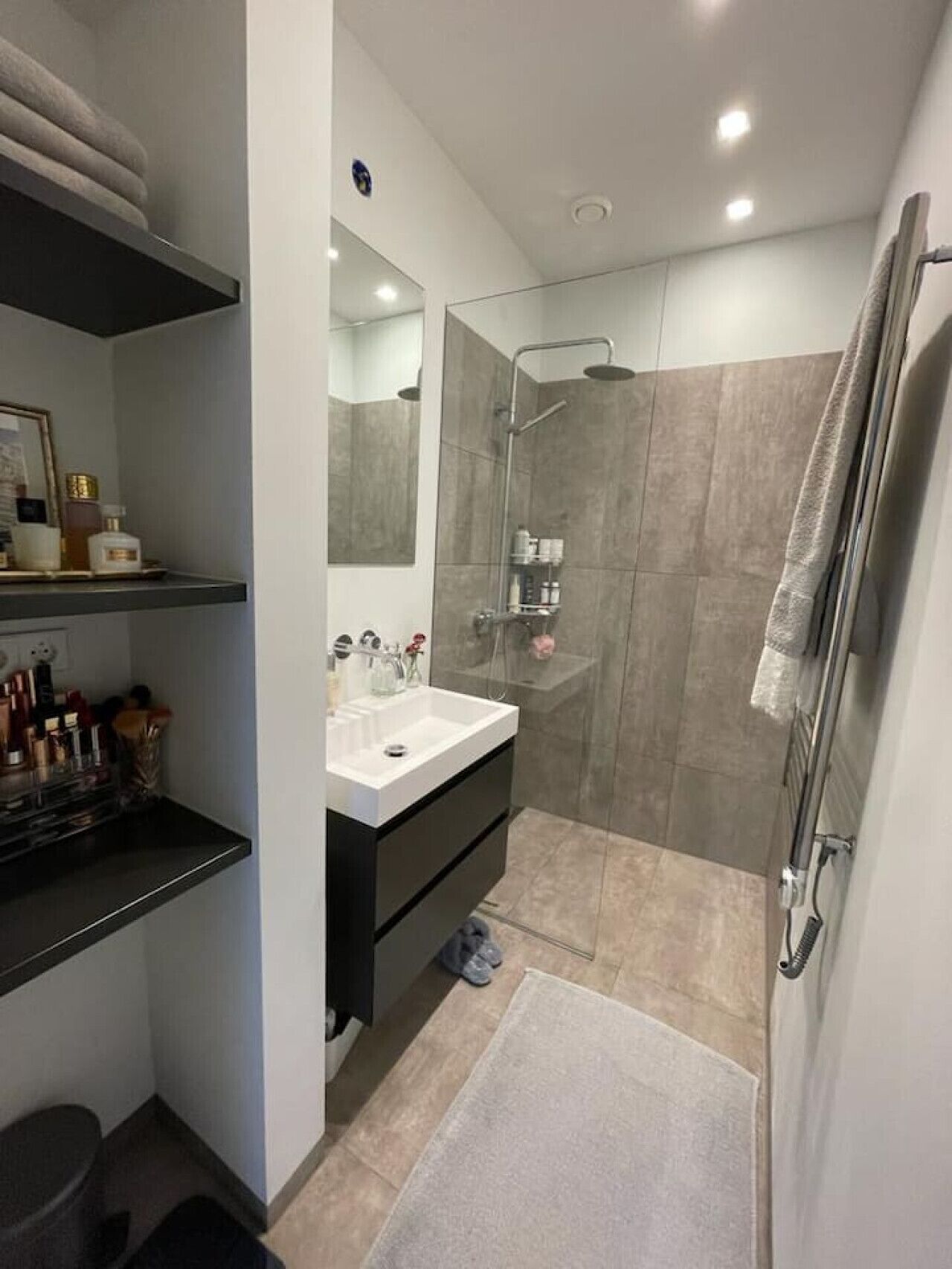 風筒、提供毛巾