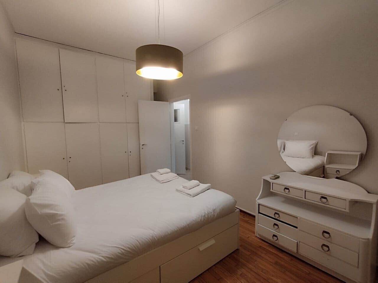 1 chambre, fer et planche à repasser, Wi-Fi