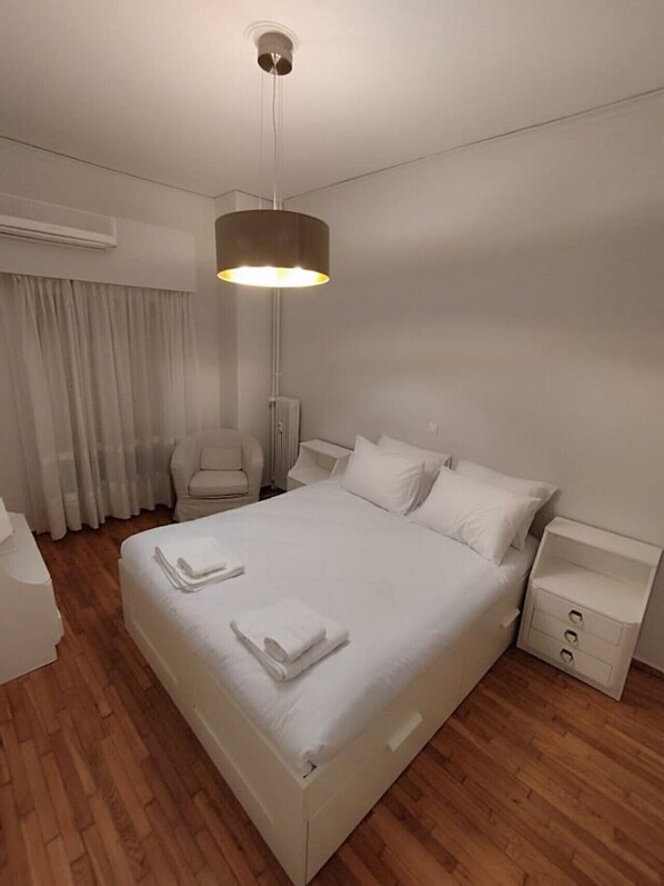 1 makuuhuone, silitysrauta/-lauta, Wi-Fi