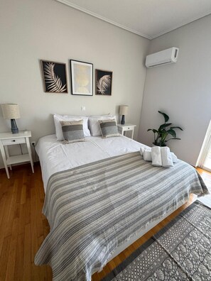 1 bedroom, iron/ironing board, travel crib, free WiFi