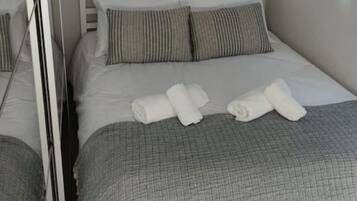 1 bedroom, iron/ironing board, WiFi, bed sheets