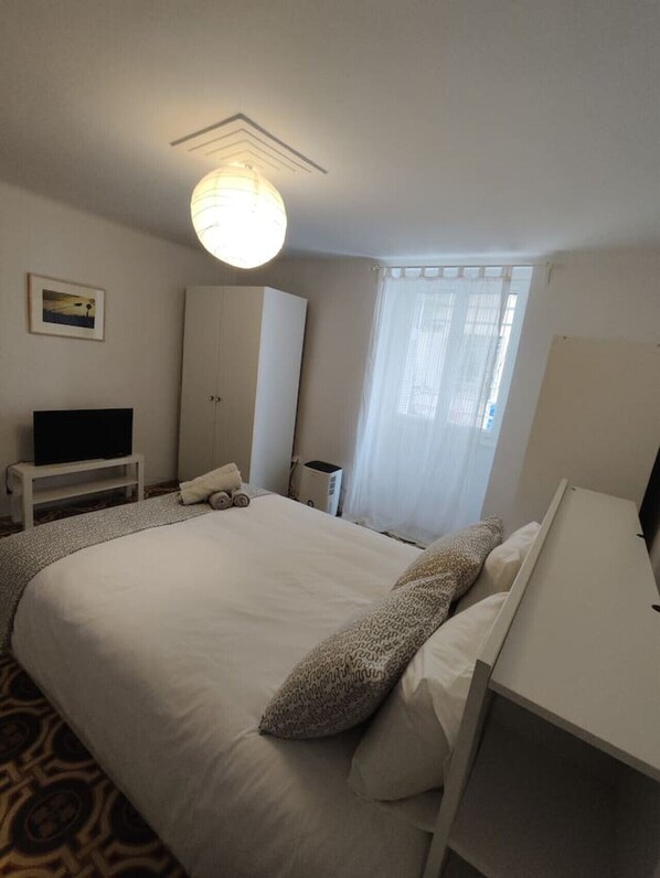 Desk, iron/ironing board, travel cot, free WiFi