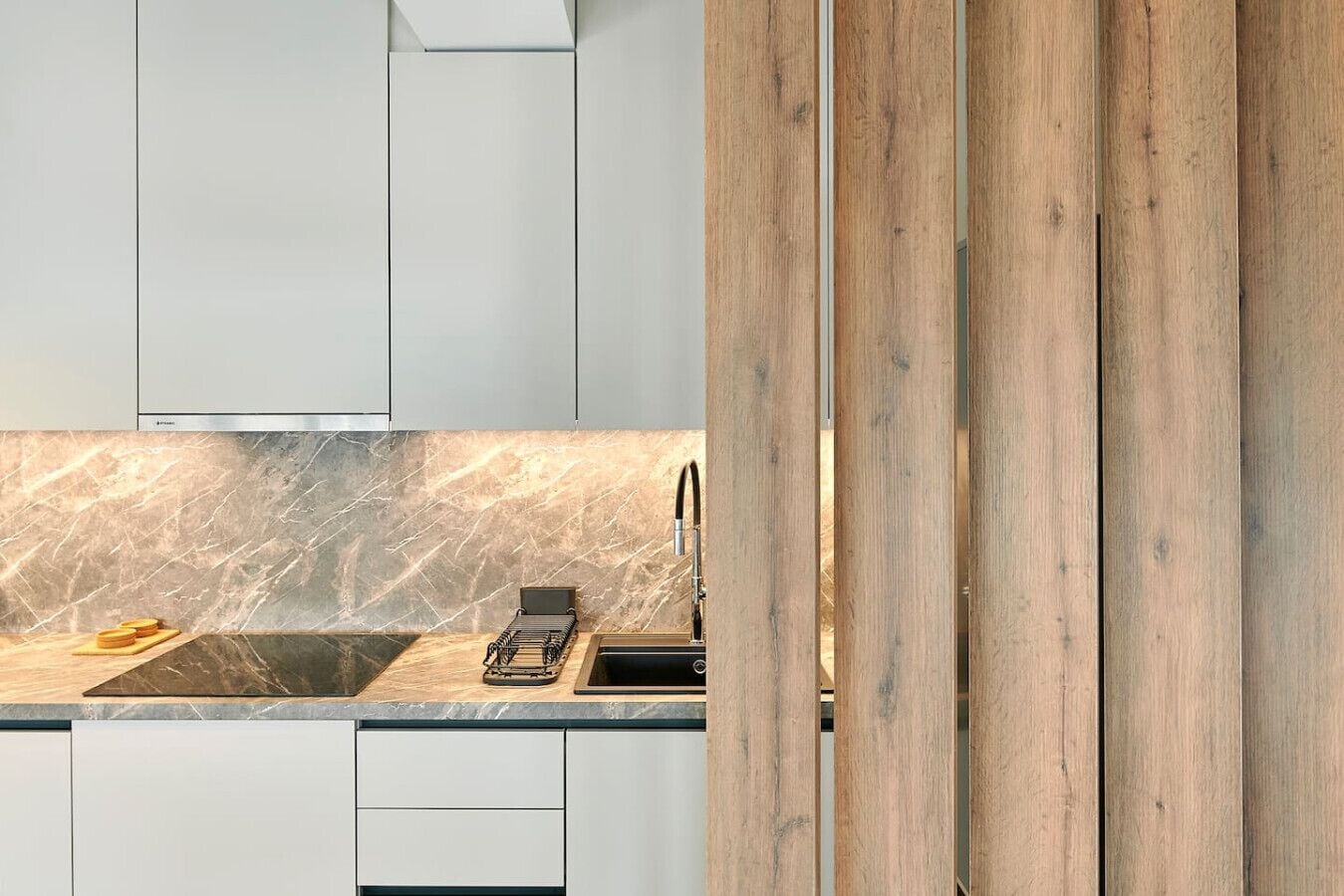 Dishwasher, coffee/tea maker, toaster, highchair