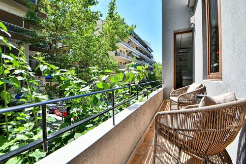 Modern Flat in Central Athens - Lavatera