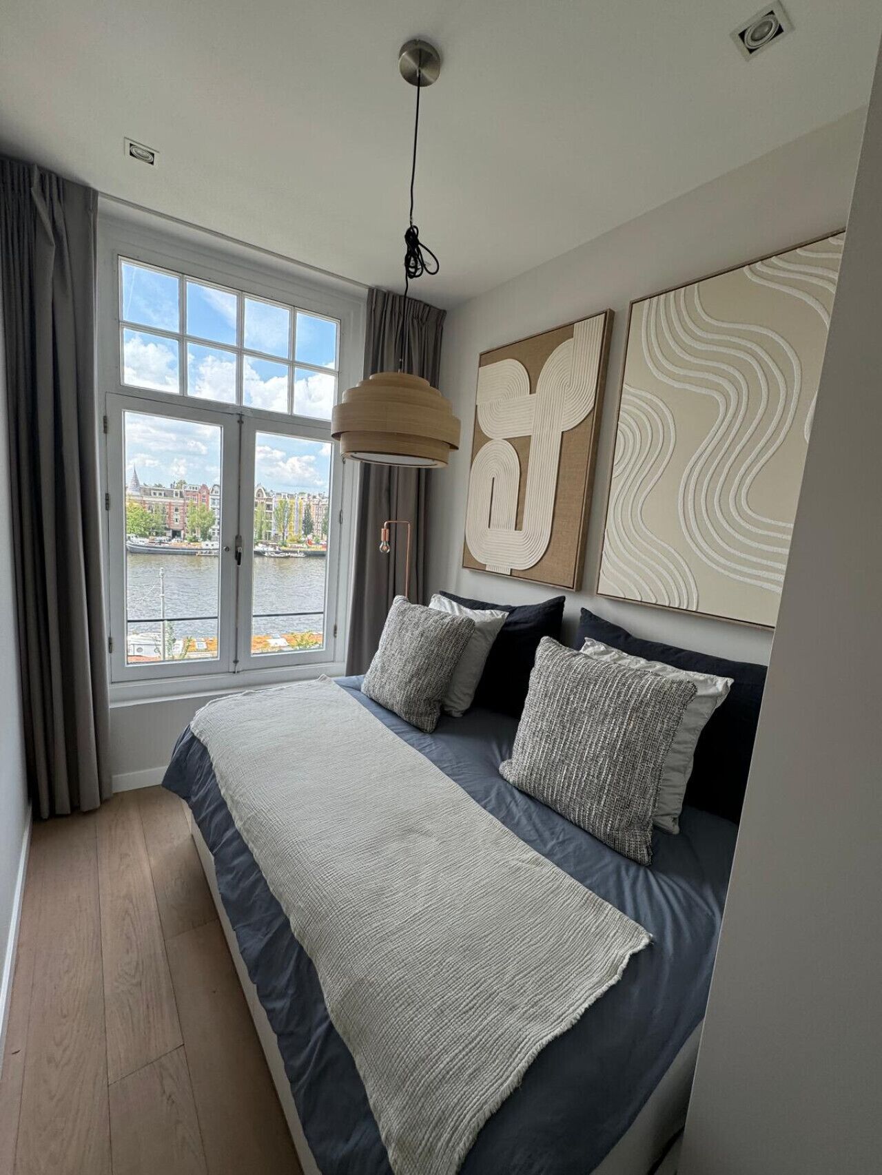 2 bedrooms, iron/ironing board, travel crib, free WiFi