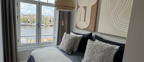2 bedrooms, iron/ironing board, travel crib, free WiFi