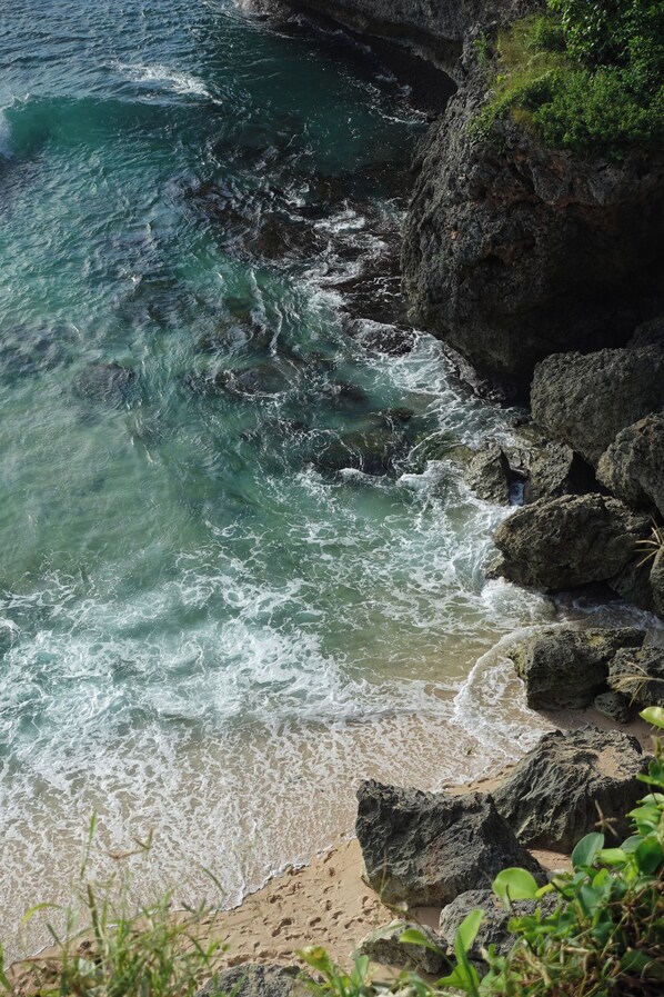 Beach - The Balangan Hotel (Jimbaran)