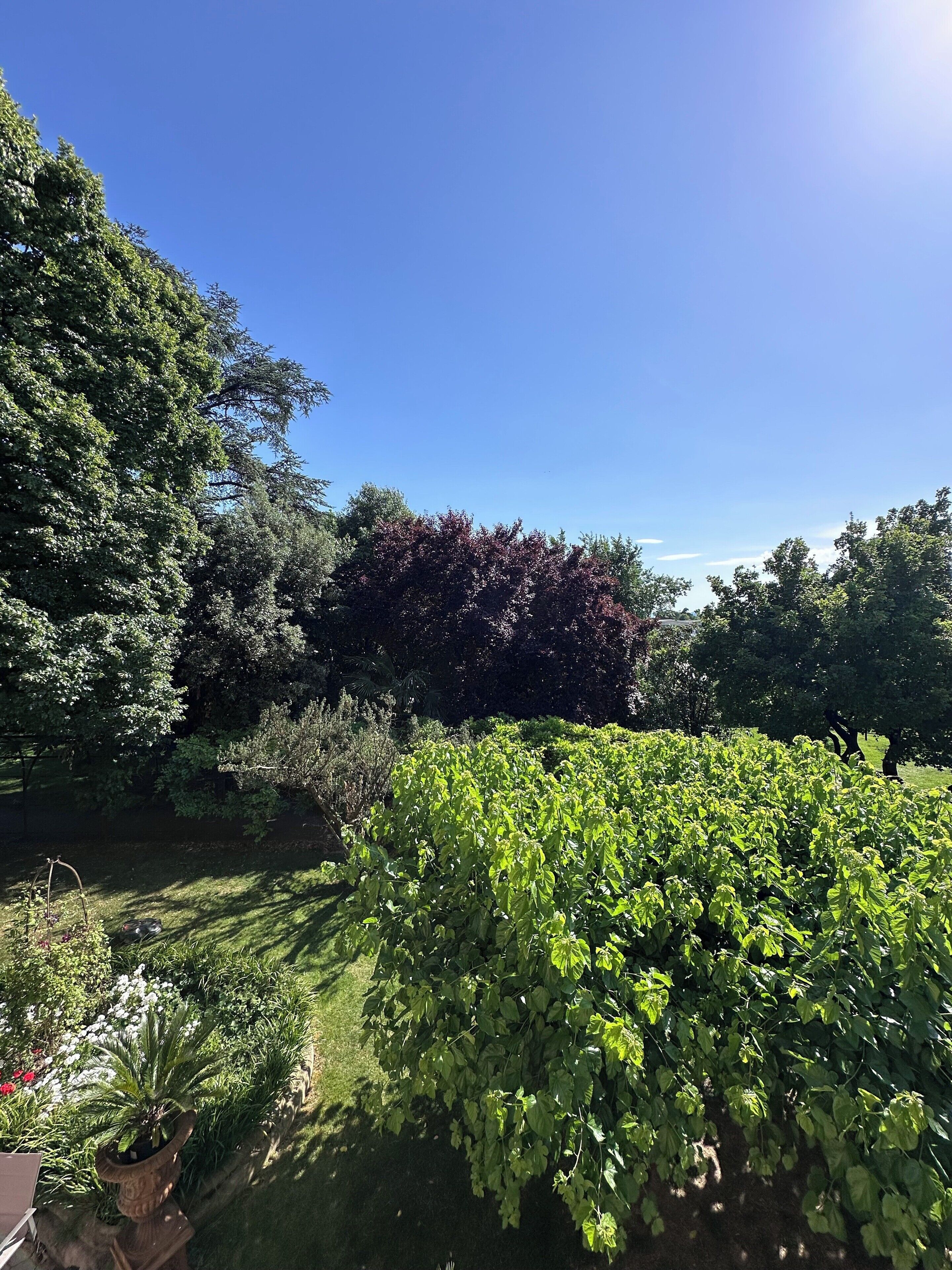 Chambre Quadruple Familiale, vue cour intérieure