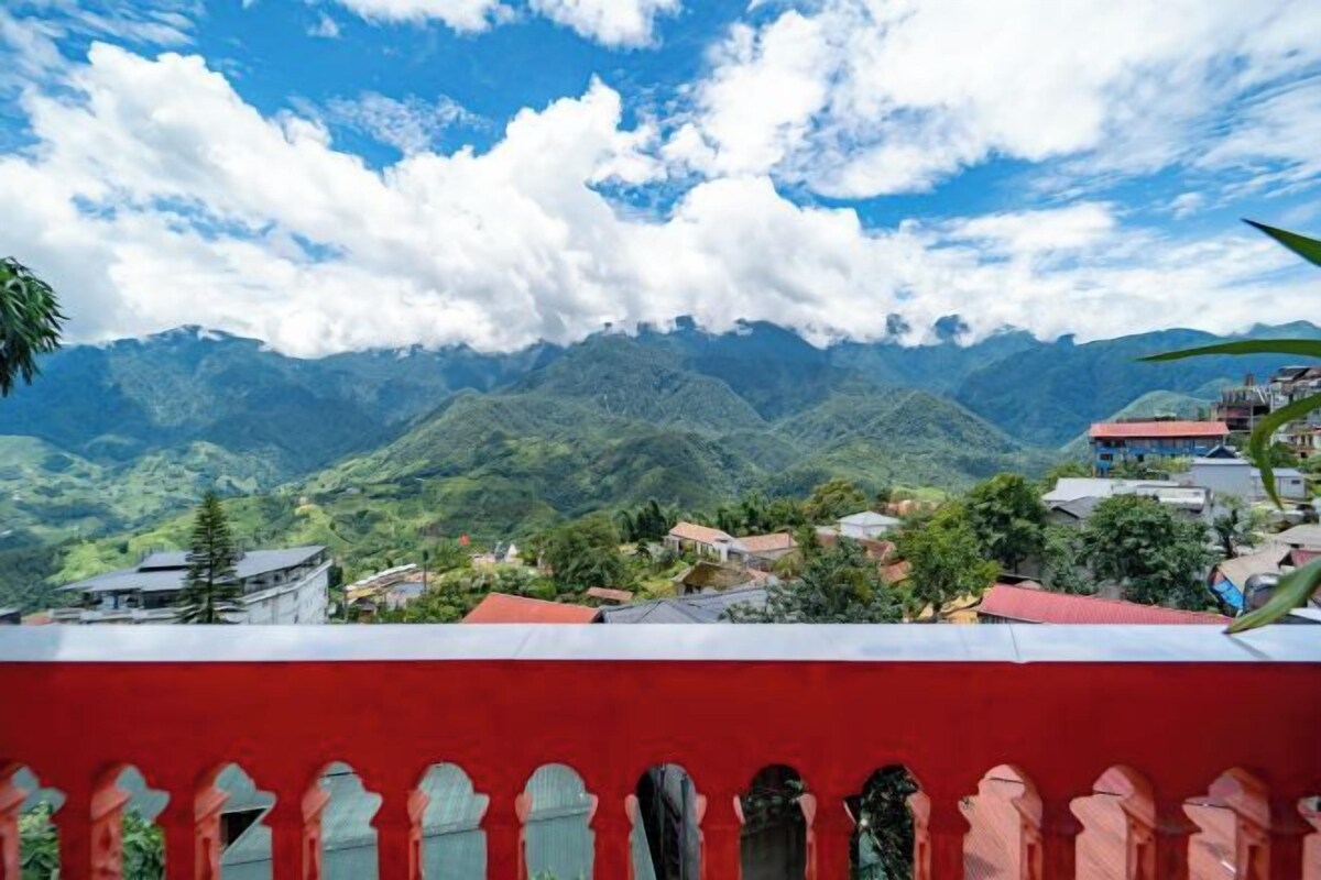 Quadruple Room With Mountain View
