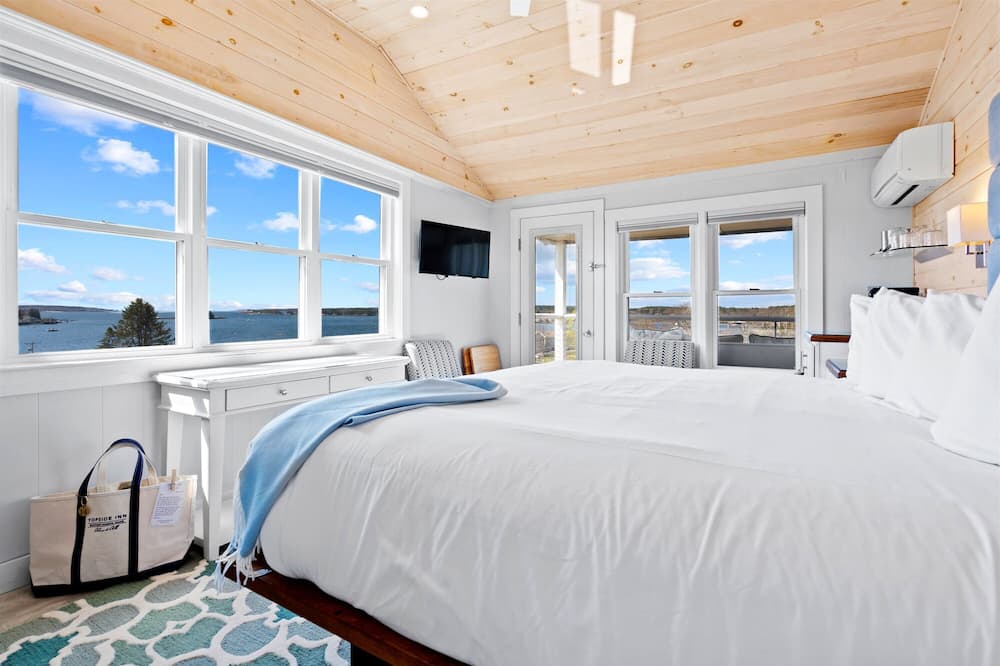 Topside Inn
