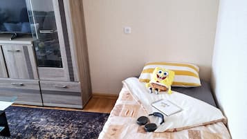 2 quartos, ferros/tábuas de passar roupa, Wi-Fi, roupa de cama