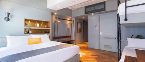 Family Triple Room, City View