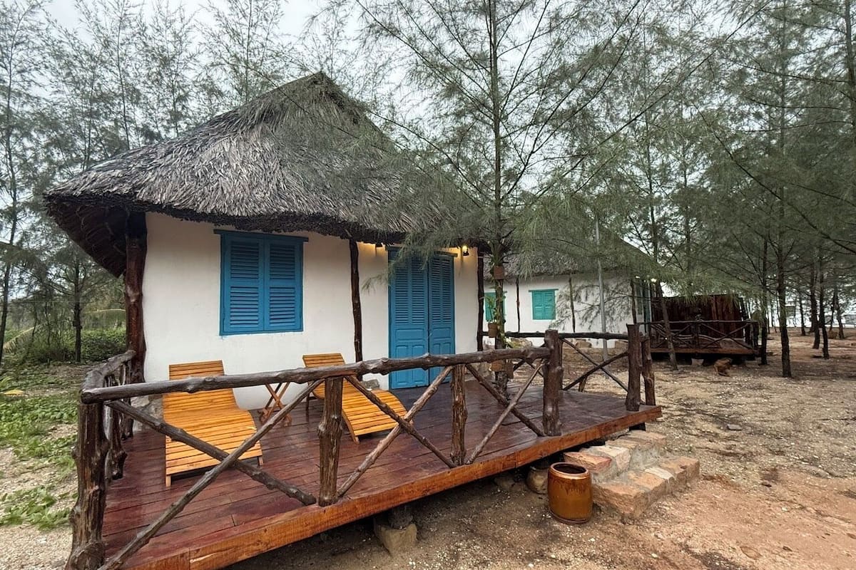Ocean Breeze King Bed Bungalow | View from room