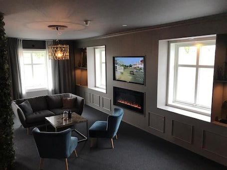 Sitzecke in der Lobby. Hotell gamlastaden