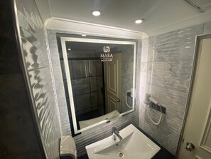 Economy Single Room | Bathroom | Shower, hair dryer, slippers, soap - Mara Palas Hotel (Fethiye)