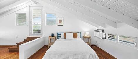 1 chambre, fer et planche à repasser, lit parapluie, Wi-Fi gratuit