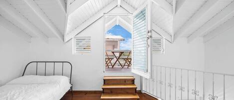 1 quarto, berço de viagem, Wi-Fi de cortesia, roupa de cama