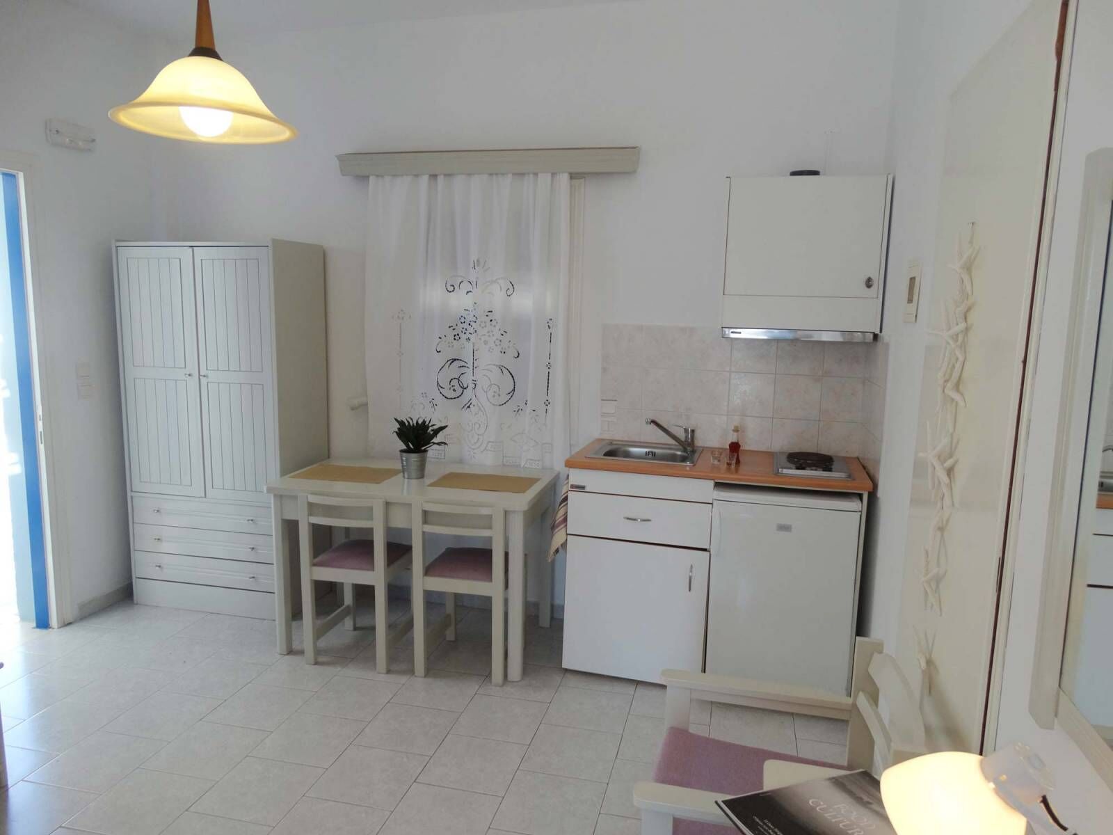Comfort Double Room, 1 Queen Bed, Balcony, Bay View | In-room safe, laptop workspace, free WiFi