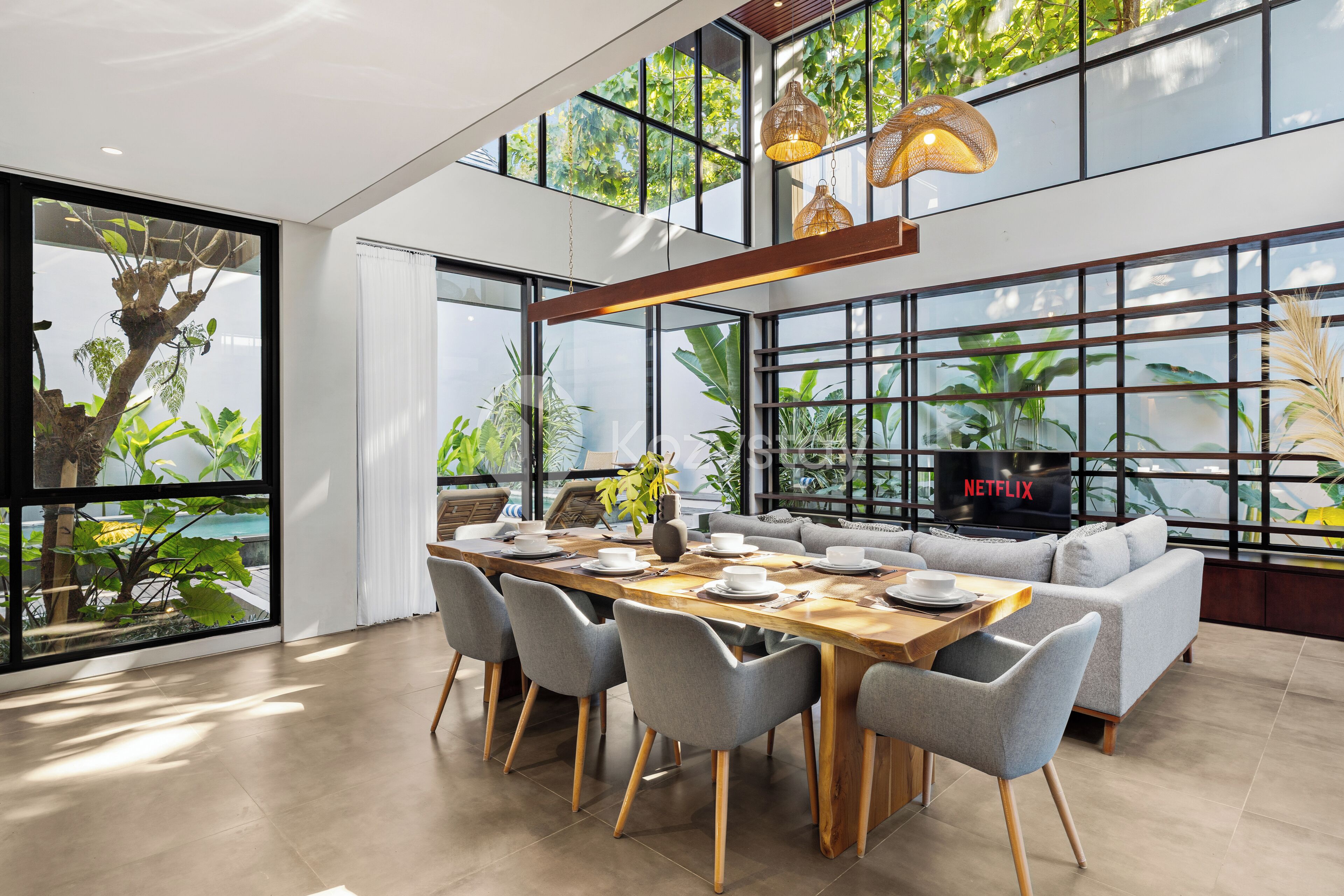 Villa, 4 Bedrooms, Private Pool, Pool View | Dining room