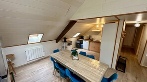 Réfrigérateur, micro-ondes, four, lave-vaisselle