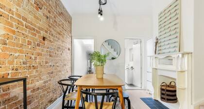 4mins walk to Central! Unique 2 Bed Terrace Home