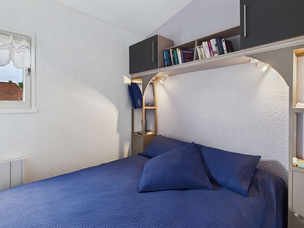 1 bedroom