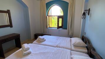 2 quartos, ferros/tábuas de passar roupa, Wi-Fi, roupa de cama