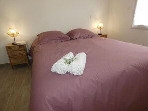 3 slaapkamers, reisbedje, wifi