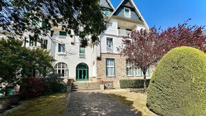 Unclassified image, 2 of 22, button - Modern T3 Apartment in La Baule, 6 pax (La Baule)