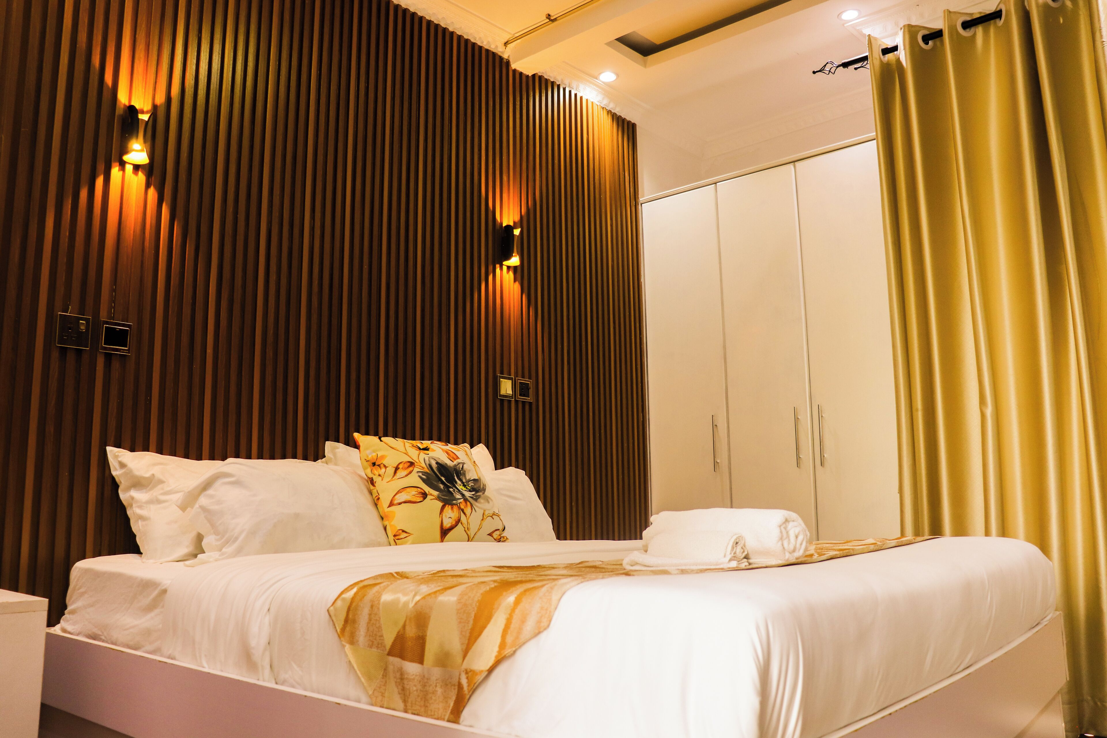 Premium bedding, free WiFi, bed sheets