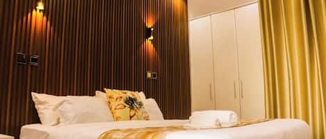 Hochwertige Bettwaren, kostenloses WLAN, Bettwäsche